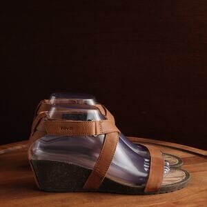 Teva Sandals Womens SZ 8 Brown Cabrillo Strap Wedge 2 Leather Beach Coastal Shoe